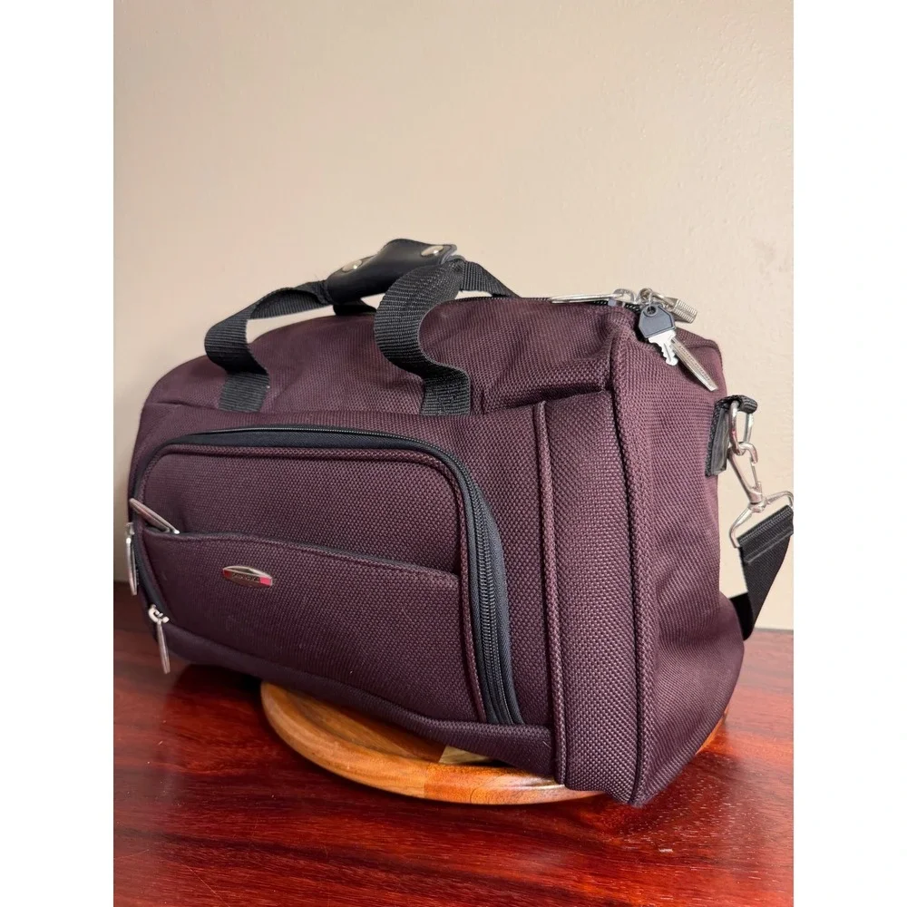 Pierre Cardin Burgundy Ballistic Nylon Travel Duffel Bag Shoulder Strap Lock Key